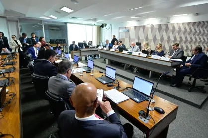 CCJ do Senado conclui análise e PEC da Segurança vai ao plenário